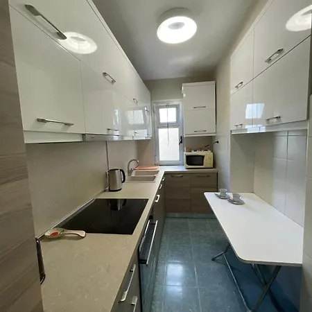 Fortuzi Apartment