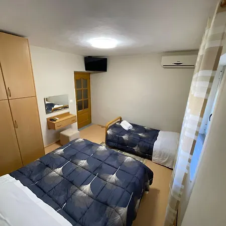 Fortuzi Apartment *